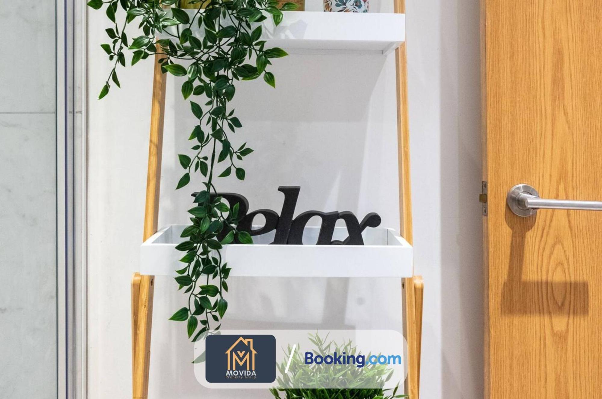 Stylish Two Bed Town Centre Apartment By Movida Property Group Short Lets & Serviced Accommodation With Parking Harrogate Eksteriør bilde