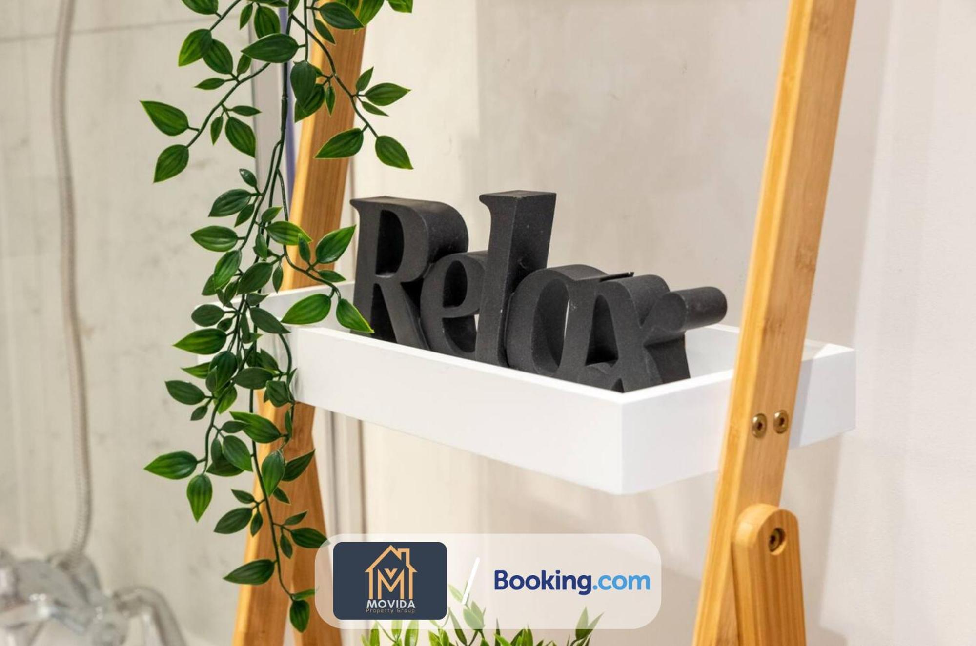 Stylish Two Bed Town Centre Apartment By Movida Property Group Short Lets & Serviced Accommodation With Parking Harrogate Eksteriør bilde