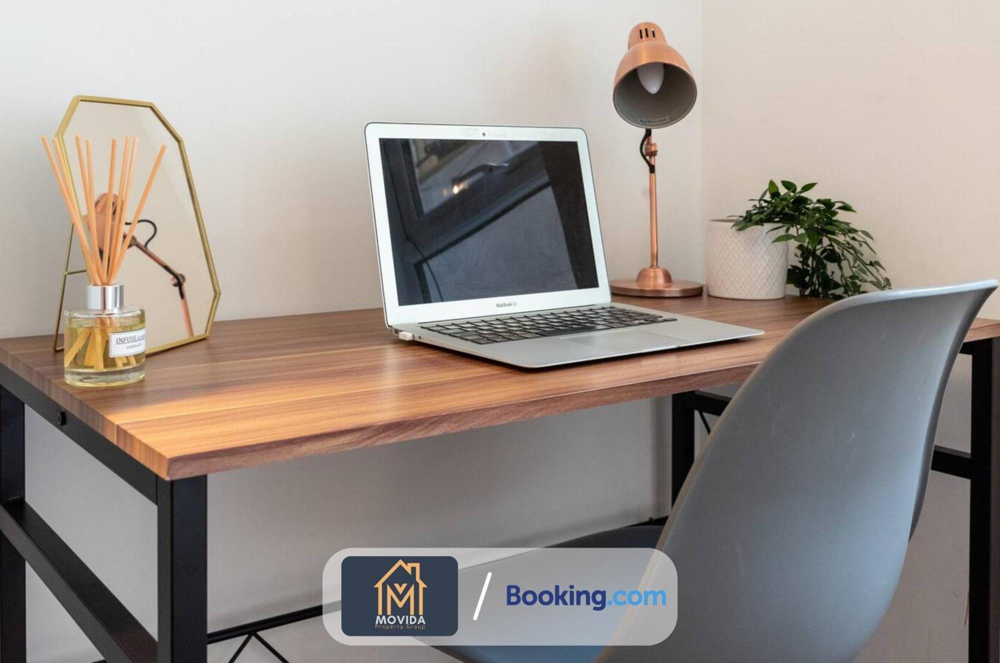 Stylish Two Bed Town Centre Apartment By Movida Property Group Short Lets & Serviced Accommodation With Parking Harrogate Eksteriør bilde