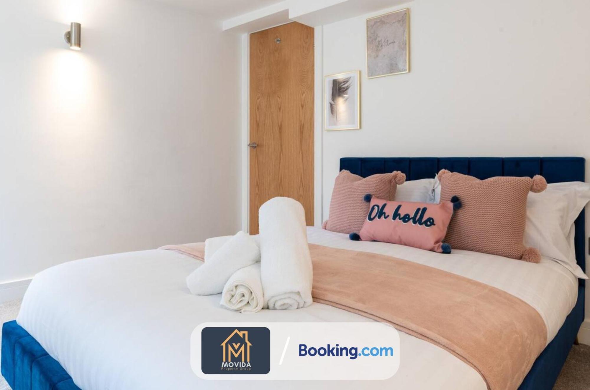 Stylish Two Bed Town Centre Apartment By Movida Property Group Short Lets & Serviced Accommodation With Parking Harrogate Eksteriør bilde